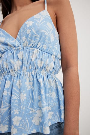 V-neck Structured Singlet