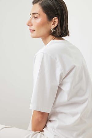 Image 2 of 6