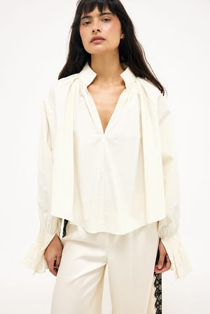 Offwhite V-neck Blouse
