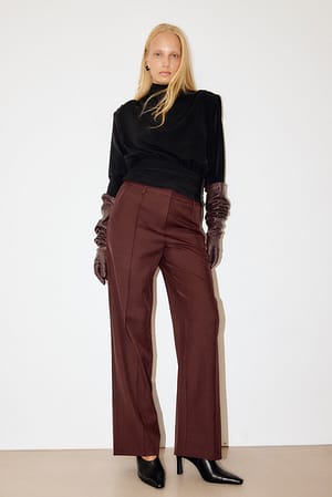 Brown Hose mit mittlerer Taille und geradem Bein