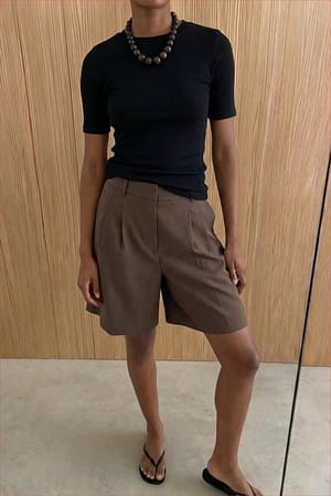 Brown Pantalón corto de tiro medio y pernera ancha
