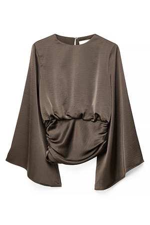 Dark Olive Bluse med brede ærmer og rynket talje