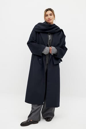 Image 2 of 7