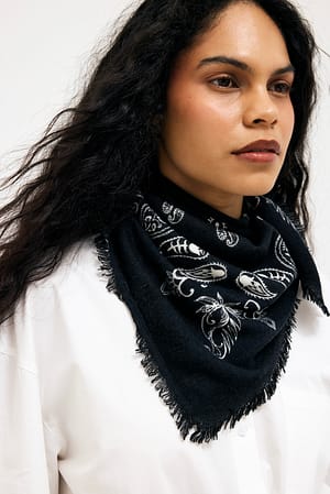 Black Foulard en laine à motif cachemire