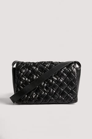 Black Vævet crossbody-taske med klap