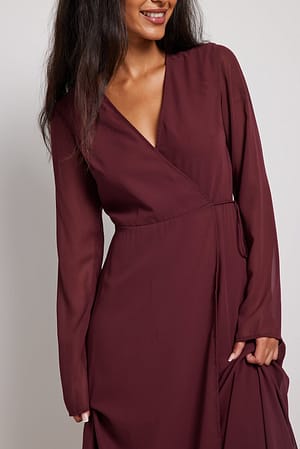 Robe mi-longue cache-coeur