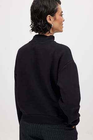 Image 2 of 4