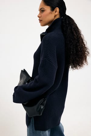 Image 2 of 6