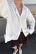 White Baumwollshirt mit Rüschen am Saum