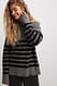 Grey/Black Gestreifter Pullover mit Rundhalsausschnitt