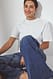 Black T-Shirt mit Schulterpolstern
