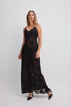 Black Aksamitna sukienka maxi z przepalaną tkaniną