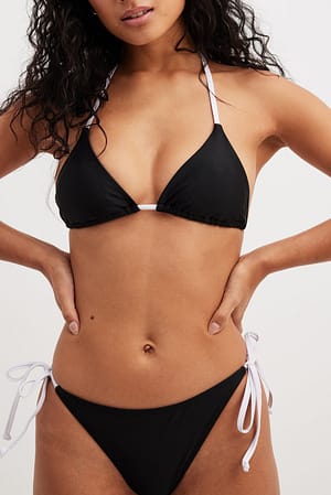 Black/White Bikinitrosor med knytband och färgblock