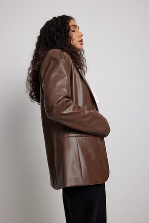 Dark Brown Oversized PU-blazer
