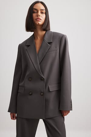 Grey Resirkulert oversized blazer med dobbel knepping