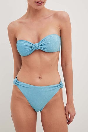 Aquarius Gnistrande bikinitrosor med knutdetalj