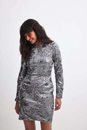 Gray Aksamitna sukienka mini z cekinami