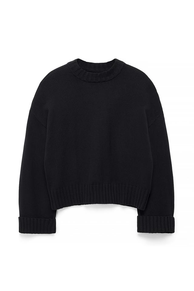 Black Strickpullover mit gefalteten Ärmeln