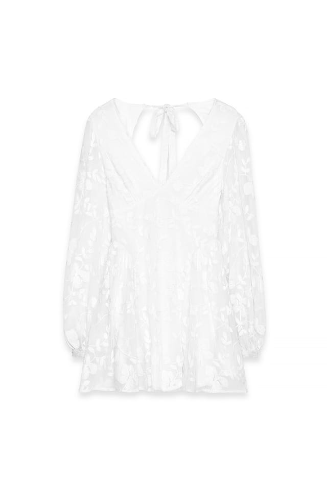 White Långärmad miniklänning i chiffon med broderi