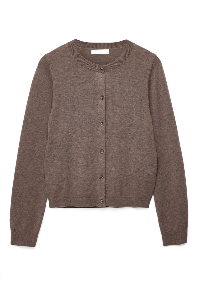 Nougat Fein gestrickte Strickjacke