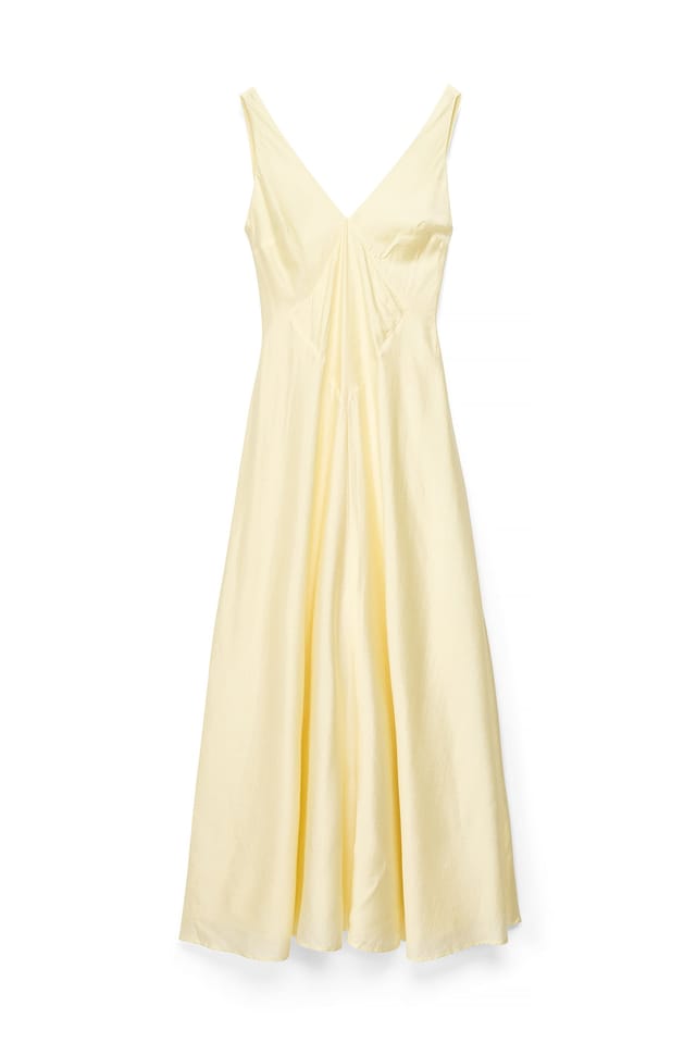 Light Yellow Flowy Maxi Kjole