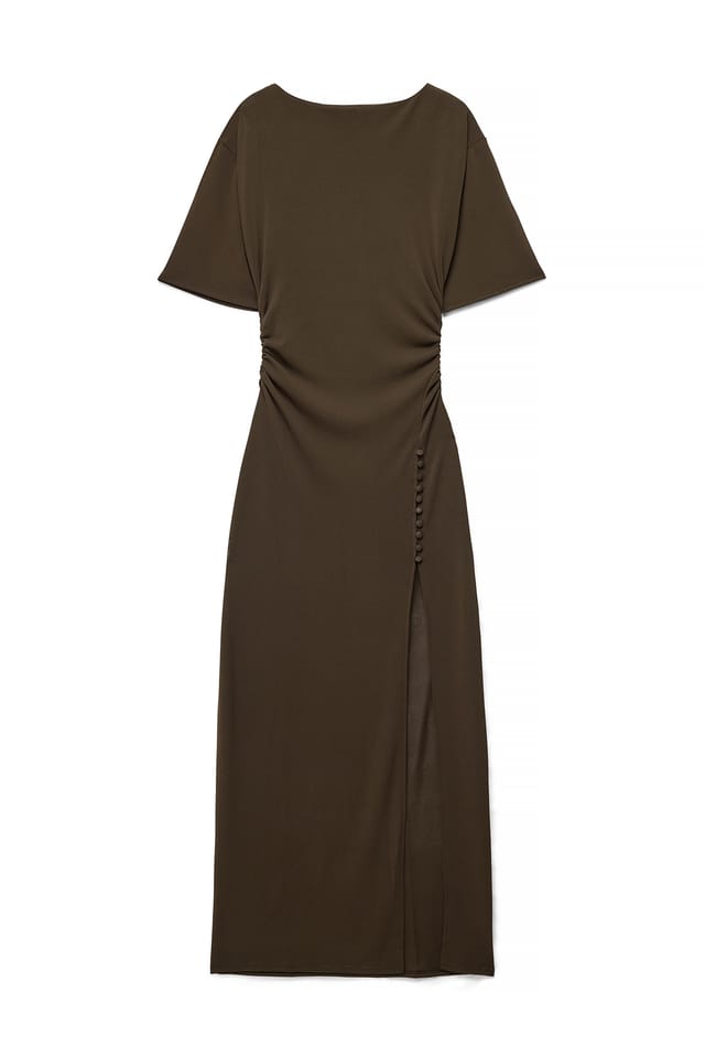 Dark Brown Kleid mit hohem Schlitz