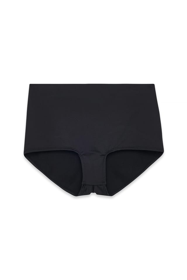 Black Hot pants