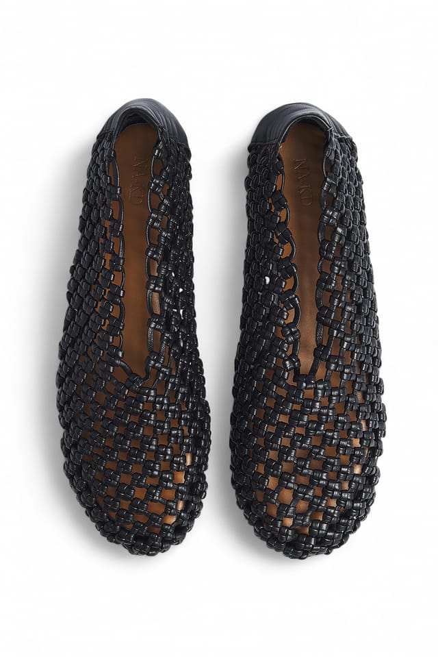 Black Ballerinas aus Leder mit Knotendetail