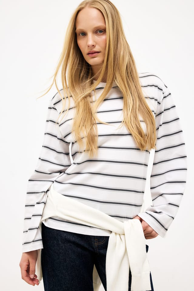Grey Stripe langärmeliges T-Shirt