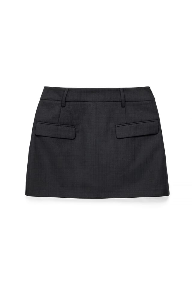 Black Minifalda con bolsillos de solapa