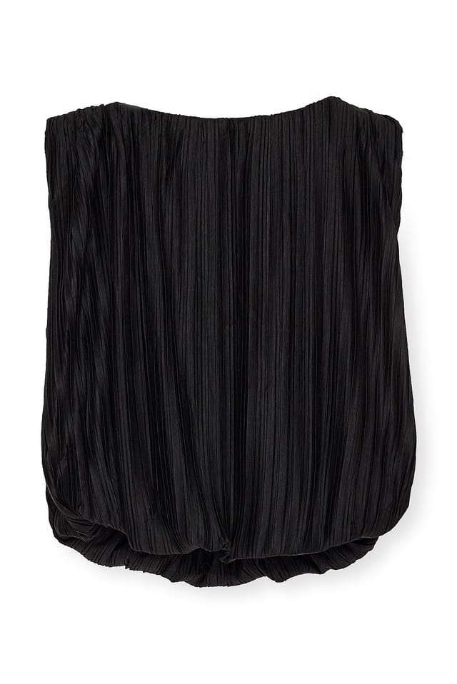Black Puffy Pleated Top