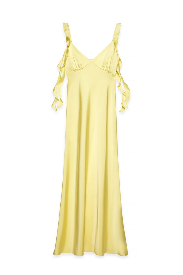Yellow Robe mi-longue en satin à volants sur les épaules