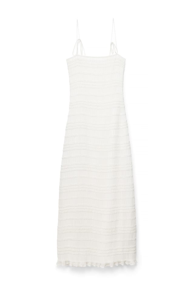 White gesmoktes Maxikleid mit Rüschen