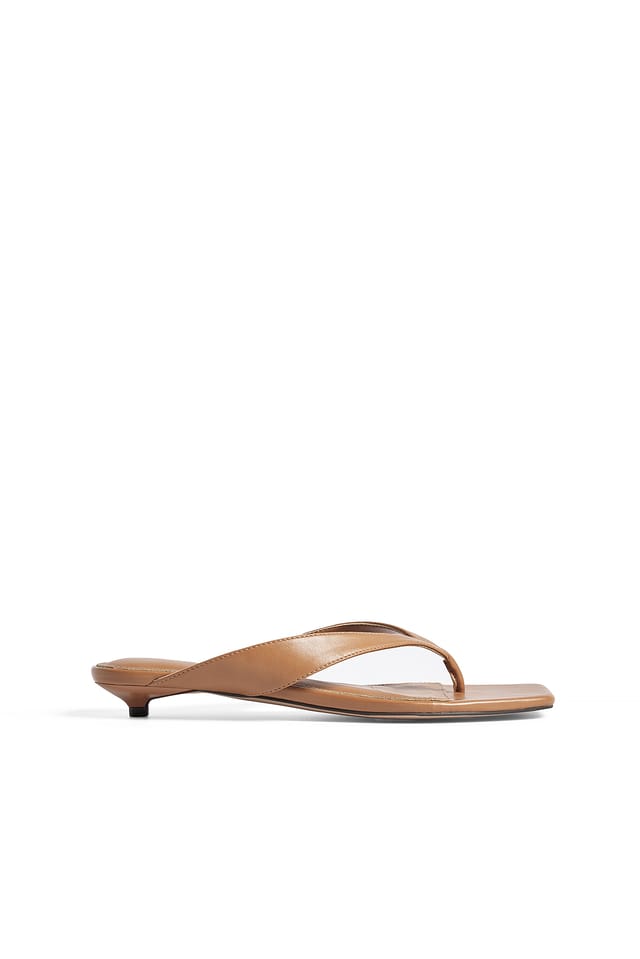 Camel Thong Mini Heels