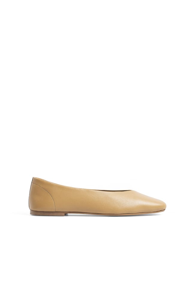 Tan Ballerinas aus Leder ohne Futter