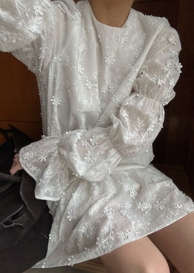 Graduation Dresses 2026: Elegant White & Minimalist Styles | NA-KD Graduation Dresses 2026: Elegant White & Minimalist Styles | NA-KD
