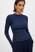 Go to image 1 of 4