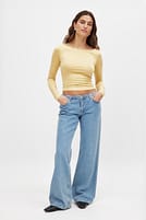 Go to image 1 of 4