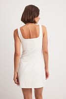 Gehe zu Bild 2 von 4