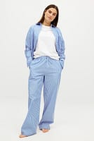 Go to image 1 of 5