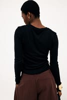 Go to image 2 of 6