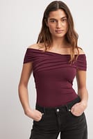 Go to image 1 of 4
