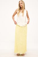 Go to image 1 of 3