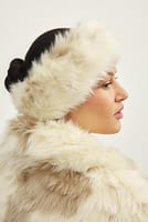 Go to image 1 of 4
