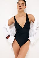 Go to image 1 of 3