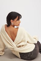 Go to image 4 of 7