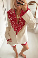 Go to image 1 of 7