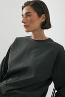 Go to image 3 of 6