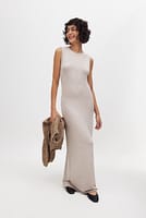 Go to image 1 of 4