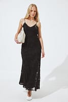 Go to image 1 of 7